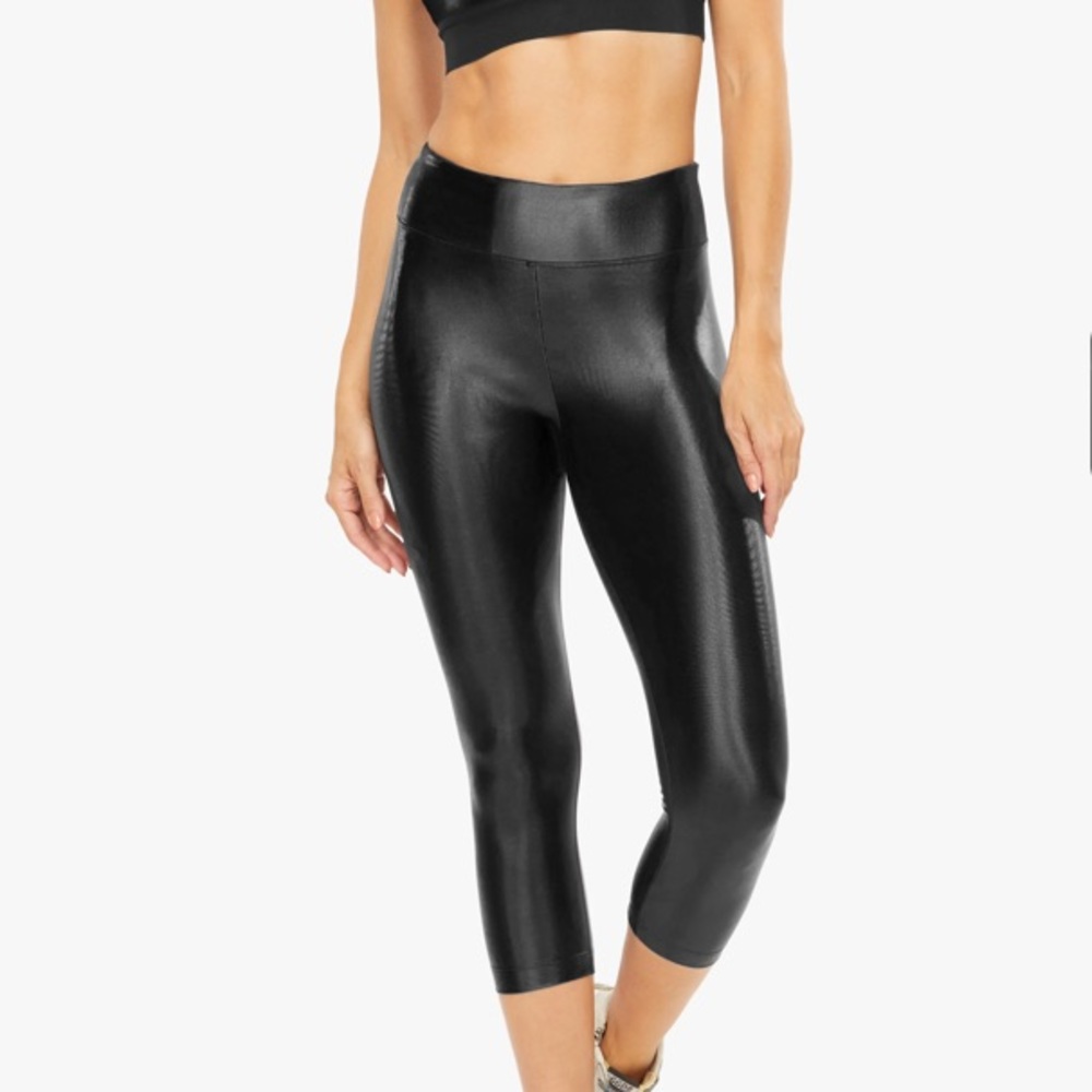 Koral- Lustrous High Rise Capri Legging - Black. Size S - Picture 2 of 8
